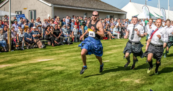 kilt_race